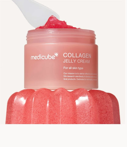 Medicube Collagen Jelly Cream in 50ml jar, a face moisturizer with nourishing collagen for smooth, hydrated skin.